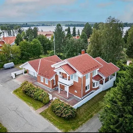 Rovavisit Grand Villa Rovaniemi